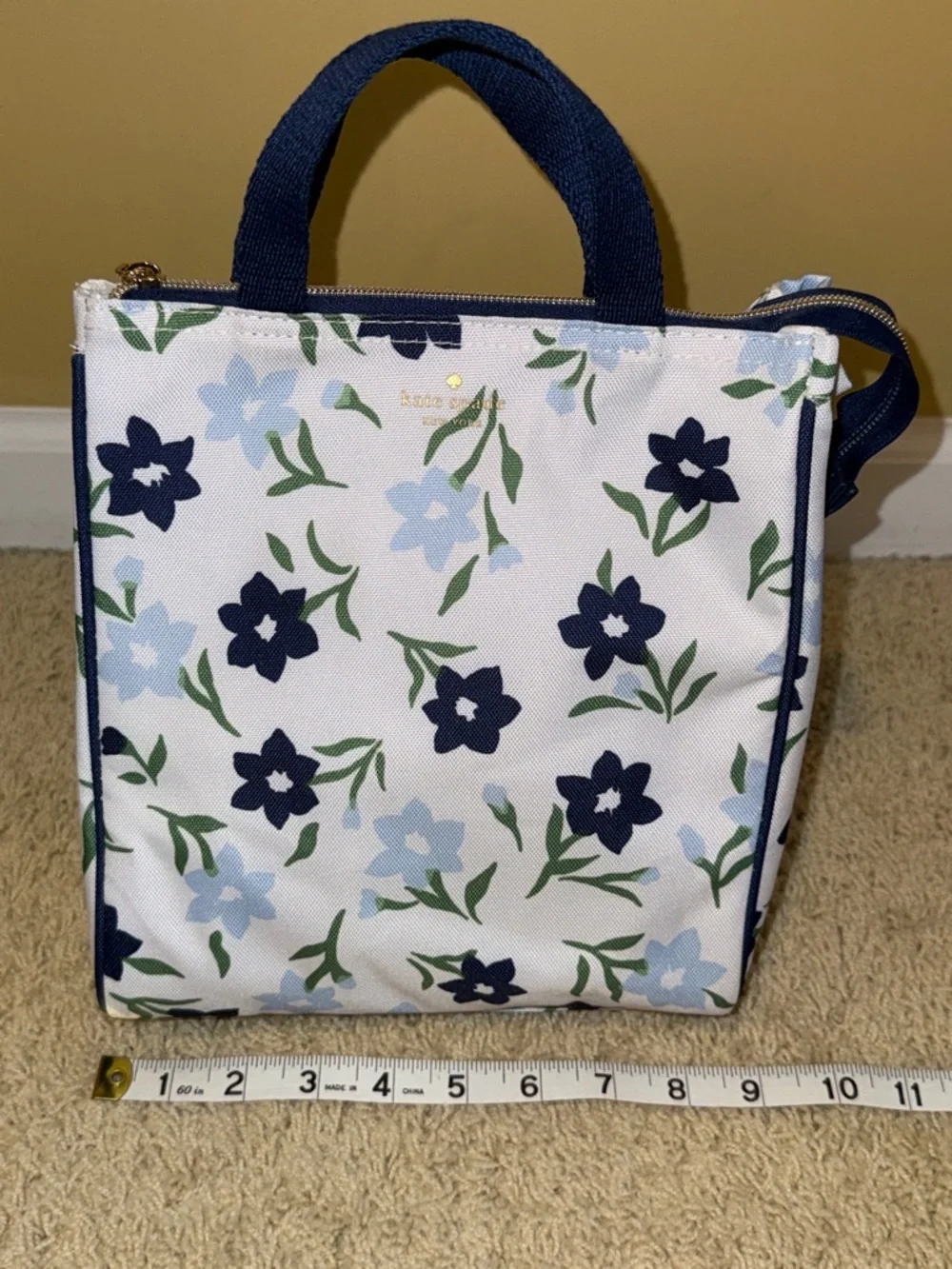 kate spade Floral Lunch Bag Tote in Navy, Light Blue & Green - Picture 10 of 12